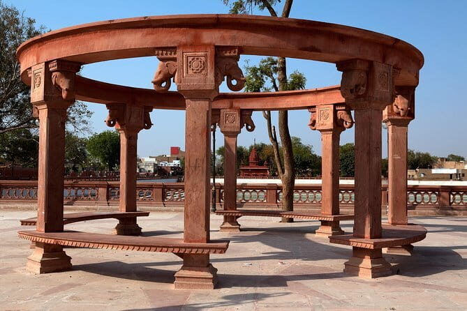 Heritage & Cultural Trails of Bikaner (2 Hours Guided Walking Tour) - The Nuances of the Experience