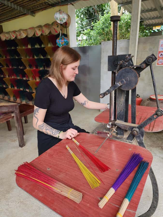 Hi An Incense-Making Workshop Traditional Craft Experience - What to Expect from the Incense Workshop in Hoi An