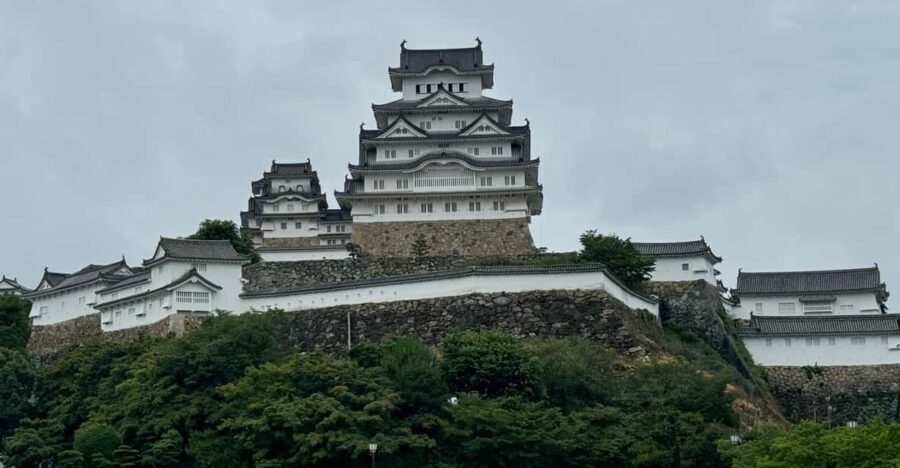 Himeji: Guided Tour of Himeji Castle & Cozy Engyoji Temple - Transportation and Comfort