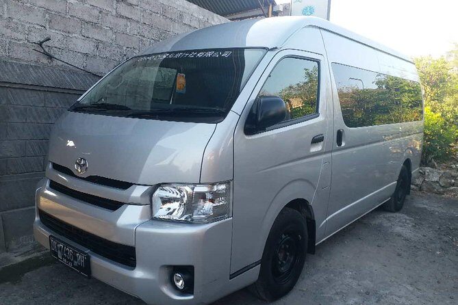 Hire Luxury Van 15 Seat Toyota Hiace - What Makes This Tour Stand Out?