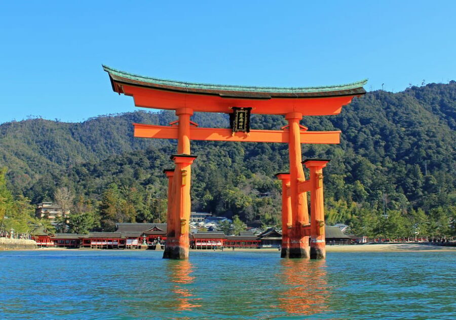 Hiroshima: Hiroshima and Miyajima UNESCO Sites Full-Day Tour - Hiroshima Peace Memorial Park