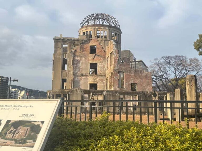 Hiroshima: Peace Memorial Park and Atomic Bomb Dome Tour - Why This Tour Works Well
