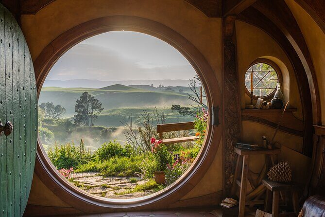 Hobbiton Movie Set and Hamilton Gardens Small Group-from Auckland - Why This Tour Offers Good Value