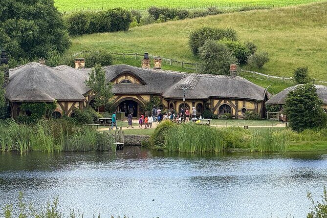 Hobbiton Movie Set Guided Tour - In-Depth Look at the Itinerary