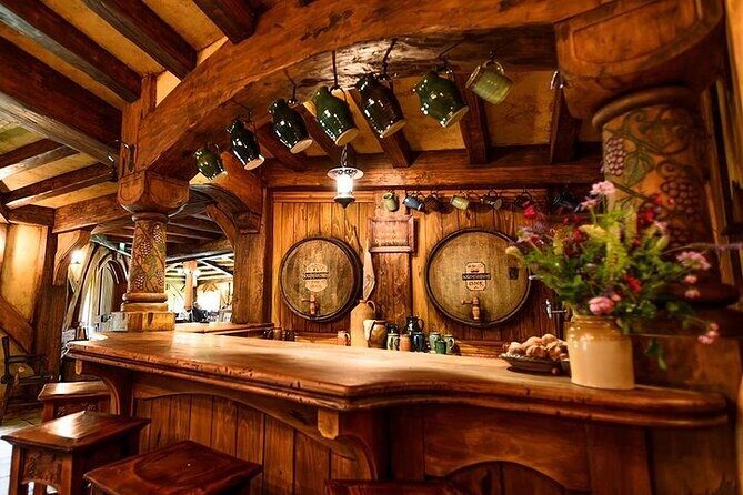 Hobbiton Movie Set Private Transfer - SUV - What to Expect During the Trip