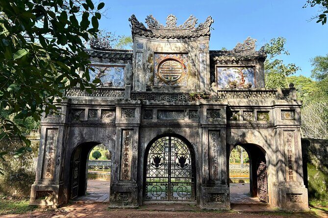 Hoi An: Day Trip to Hue Imperial City by Private Car - Detailed Analysis of the Experience