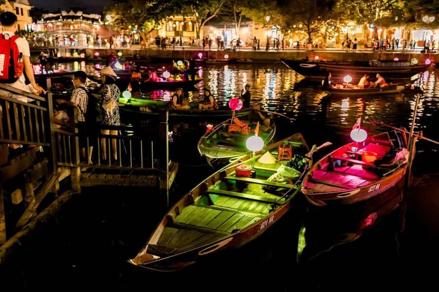 Hoi An: Hoai River Lantern Boat Ride with Spa Discount - Why Choose This Experience?