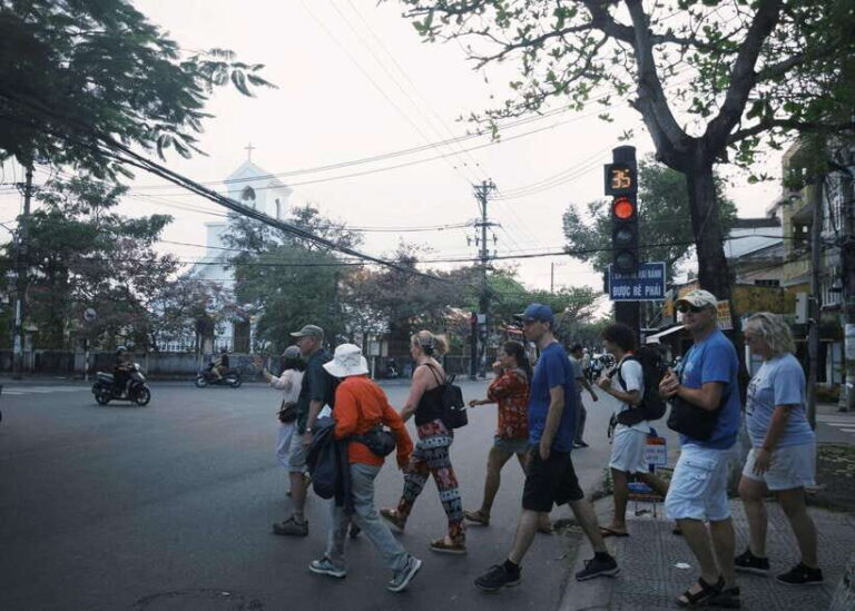 Hoi An Off the Map  Walking Tour in the Backstreets - Authentic Experiences and Insider Tips