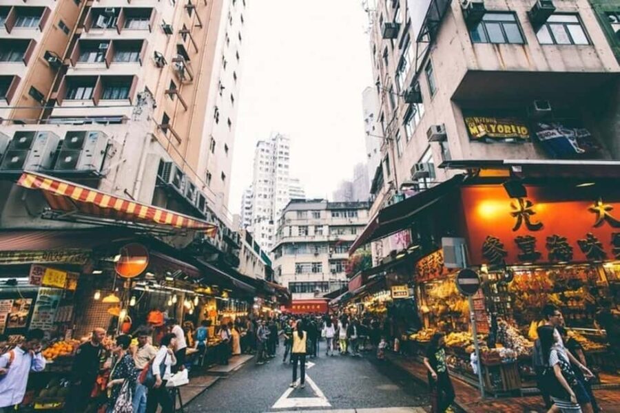 Hong Kong : Best Street Food Tour With A Local Guide - Why This Tour Offers Great Value