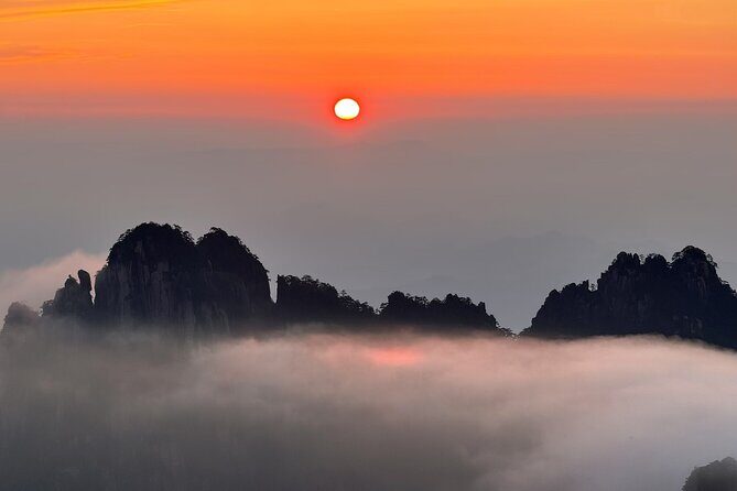 Huangshan and Hongcun 2 Day Tour with Mountain Overnight - Who Will Love This Tour?