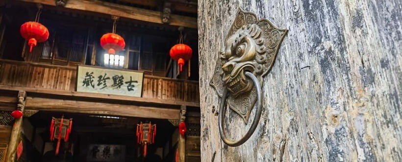 Huangshan: Hongcun and Xidi Guided Day Tour - Transportation & Group Size