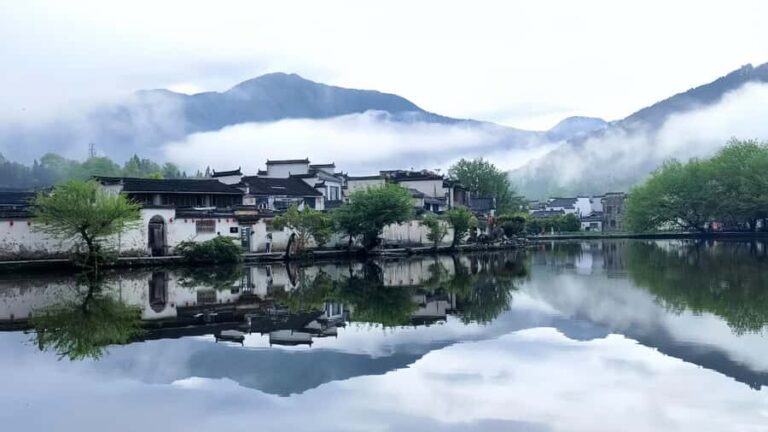 Huangshan: Private Hongcun Tour UNESCO Site & Ancient Lanes - What Makes This Tour Valuable?