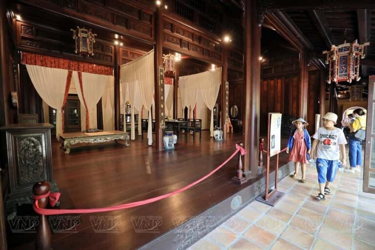 Hue Imperial City Walking Tour with Lunch/ Dinner - The Practical Side: What Makes This Tour Valuable