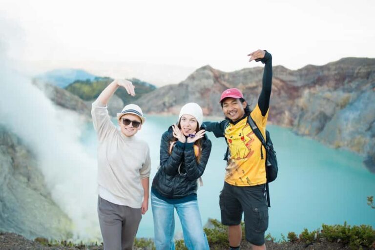 Ijen Midnight Tour With Experienced Guide - What to Expect and Why It Matters