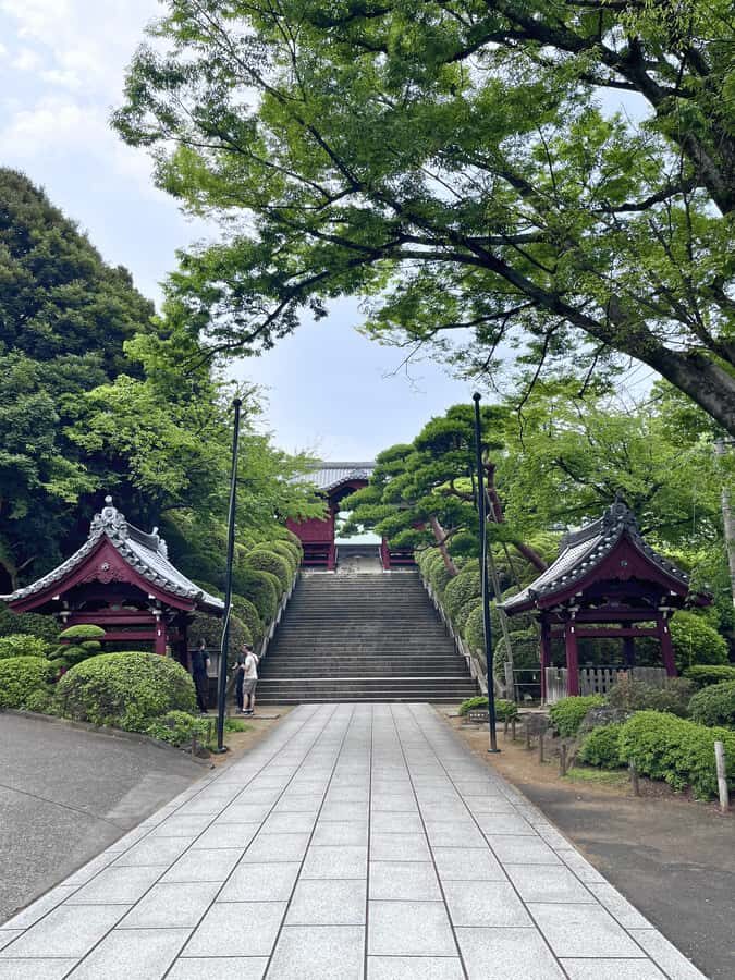 Ikebukuro: 3-Hour Unique Lucky Gods Stamp Rally Walking Tour - Exploring the Itinerary in Detail