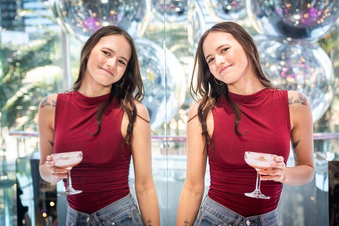 Immersive Bar Experience and Drinks - The Location and Meeting Details