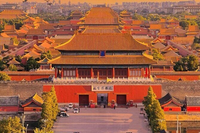 Imperial Grandeur and Urban Pulse - Who Is This Tour Best For?