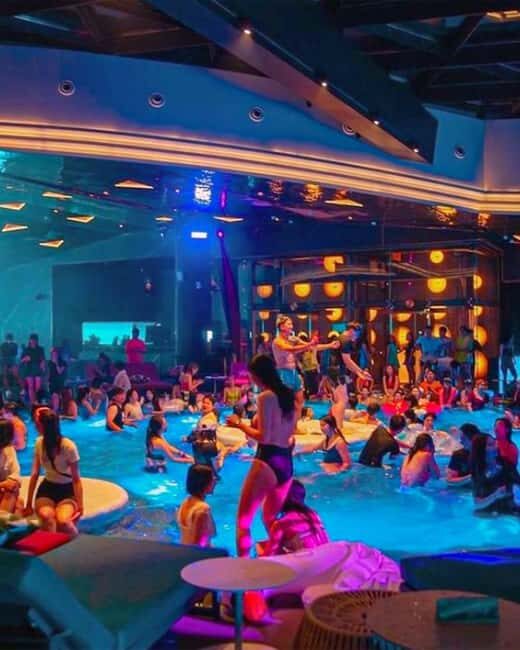 Incheon: Chroma Bootleg Show Ticket at Paradise City Hotel - The Experience in Detail: What You’ll Love and What to Consider