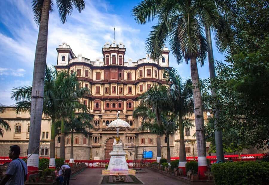 Indore Full-Day Tour: Heritage Sights & Temples - Practical Details and What to Expect