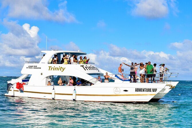 Infinity party boat in Punta Cana - Practical Tips for Booking and Enjoying