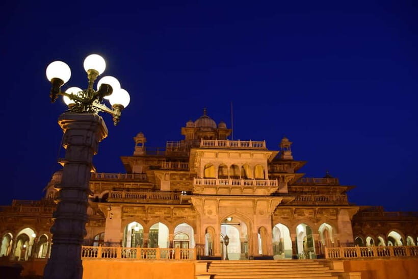 Jaipur: City Night Tour with Patrika Gate & Masala Chowk Tea - Why This Tour Works Well