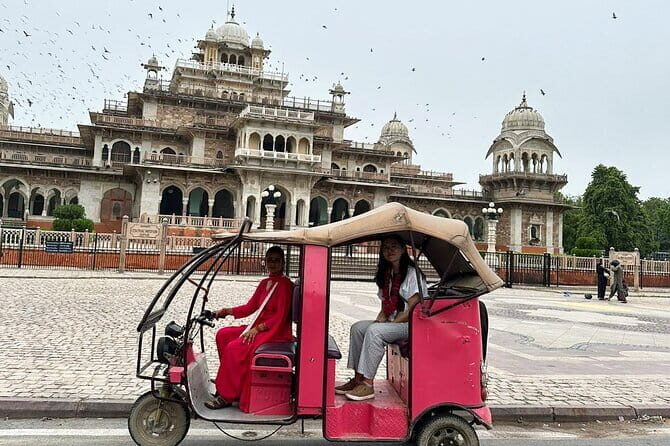 Jaipur City Tour by Women-Driven E-Rickshaw - Practical Considerations