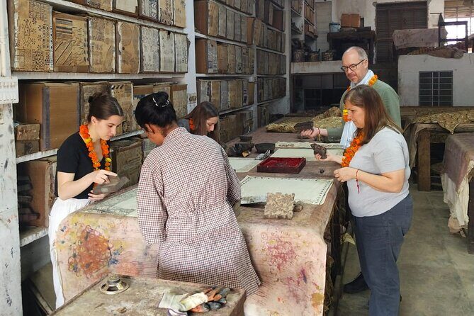 Jaipur Local Shopping Tour with Pickup & Drop-off - Who Would Love This Tour?