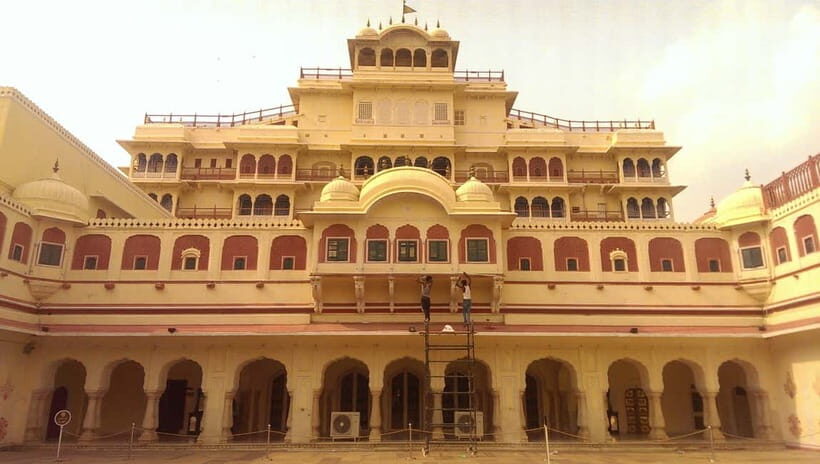Jaipur: Private City Tour with Guide and Hotel Pickup - Why This Tour Offers Great Value