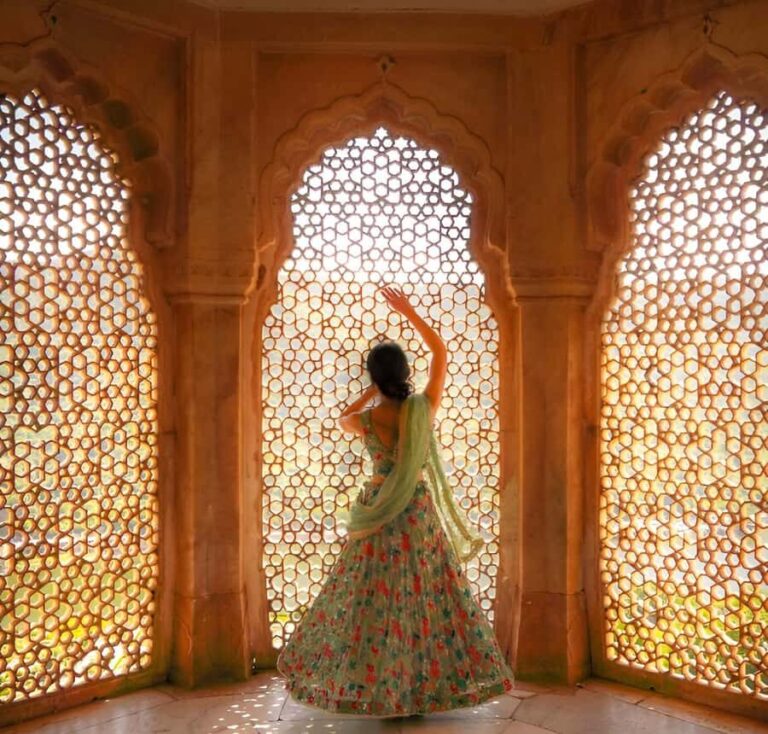 Jaipur: Private Half/Full-Day Sightseeing by Car with Guide - The Vibrant Flower Market: A Sensory Feast