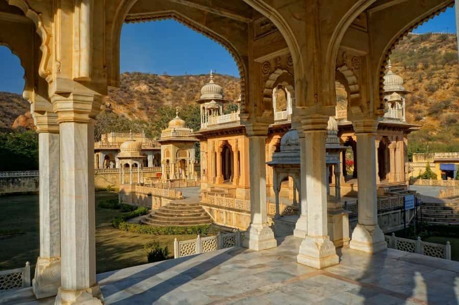 Jaipur: Private Luxury Full Day Guided City Tour By Car - Who Is This Tour Best For?