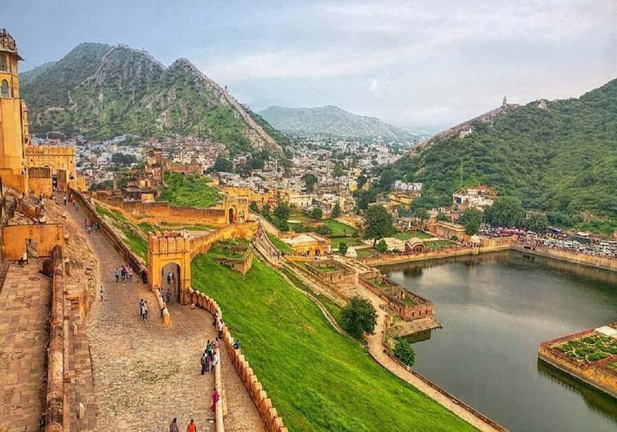 Jaipur: Royal Delights AC Car Sightseeing with Guide - Additional Highlights and Optional Upgrades