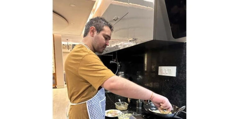 Jaipur: Traditional cooking class and storytelling session - The Cooking Class: Mastering Rajasthan’s Classics