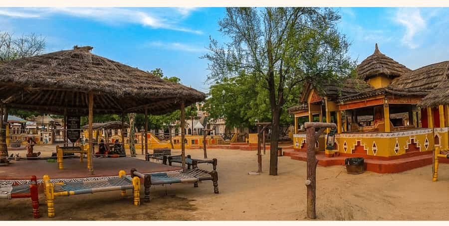 Jaipur:Chokhi Dhani Village Tour with Dinner via Vintage car - What to Expect on the Tour