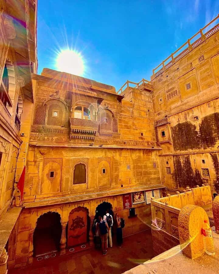 Jaisalmer: Jaisalmer Fort Guided Tour with Entry Ticket - A Closer Look at the Jaisalmer Fort Guided Tour
