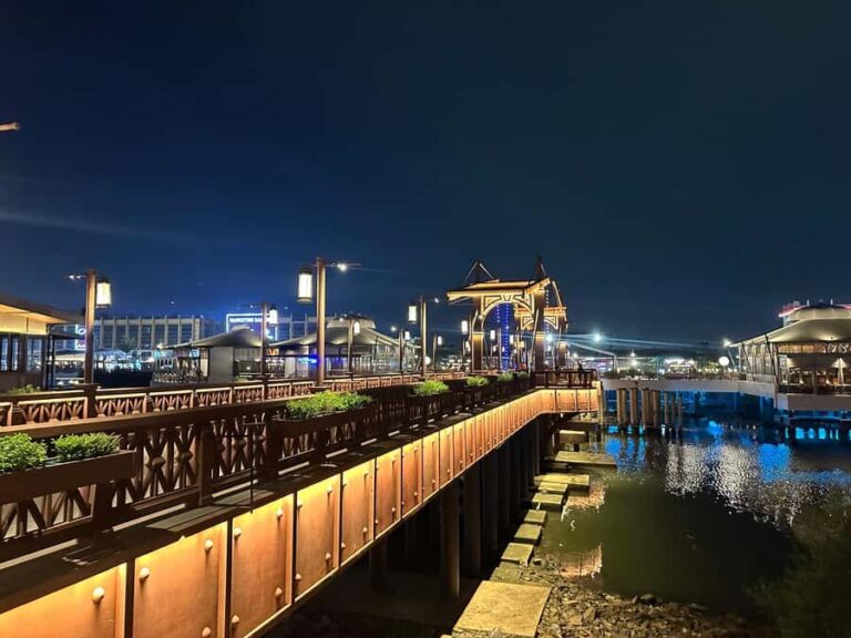 Jakarta: Ancol and Pantai Indah Kapuk | Multilingual Guide - Practical Details: What to Know Before Booking