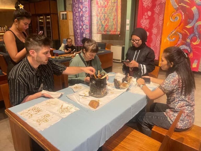 Jakarta: Batik Workshop with Local Designer - What You Can Expect During the Workshop