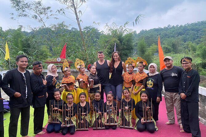 Jakarta Bogor Tour Traditional Performance and Explore Nature - Is This Tour Right for You?