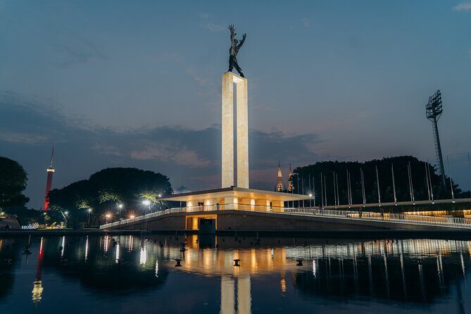 Jakarta One Day Trip Faith and Sunset Journey - Ending the Day with Natural Beauty: Lapangan Banteng at Sunset
