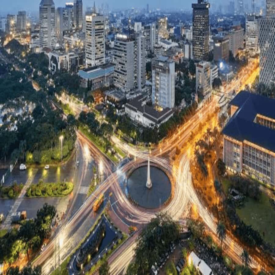 Jakarta: Private Guided Tour with a Local - Starting Point and Transportation