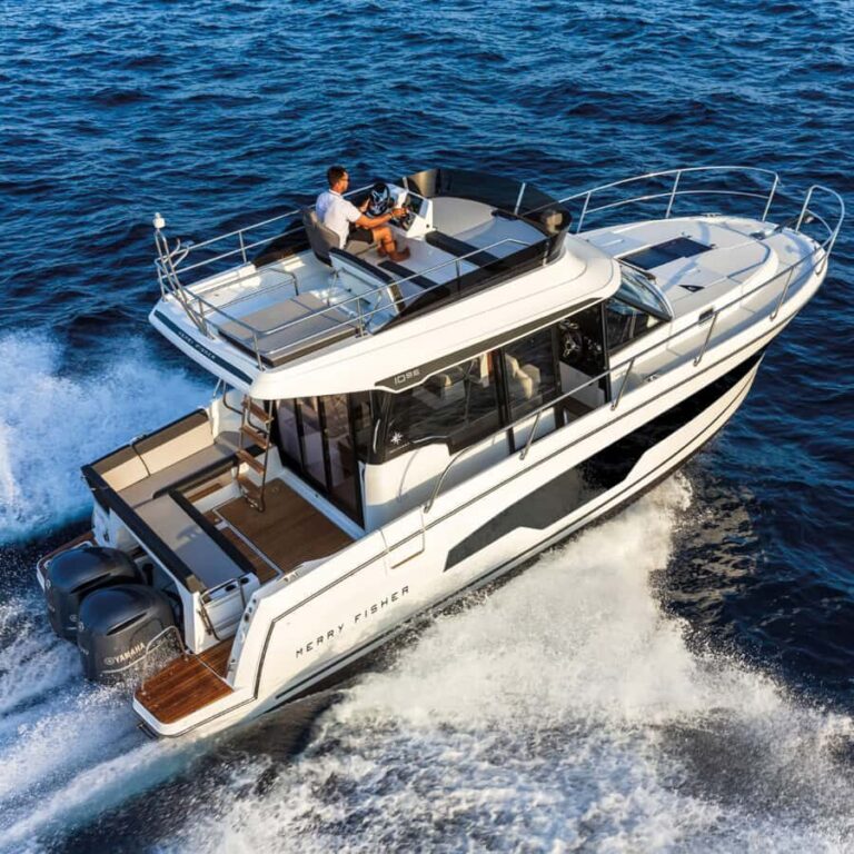 Jakarta: Private Yacht Trip to Sepa Island with Snorkeling - Practical Details and Tips