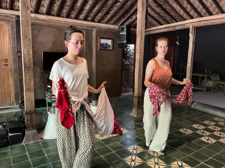 Javanese Dance Workshop with Kraton Palace Dancer - The Value and Practical Details
