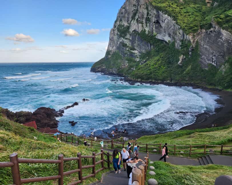 Jeju Private Taxi Tour with a Licenced English Guide-Driver - What You Can Expect from the Tour