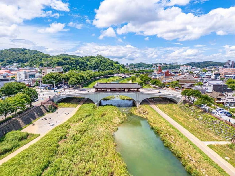 Jeonju Hanok Village Slow Walking Tour - Who Would Enjoy This Tour?