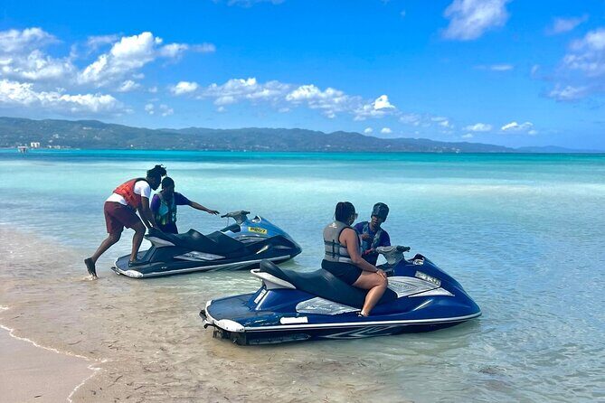 Jet Ski in Montego Bay - The Location and Beach Atmosphere