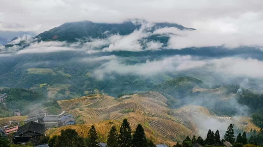 Jinzhuzhuang Village and Ping'an Terraces Tour - Huangluo Yaozhai: The Long-Haired Village