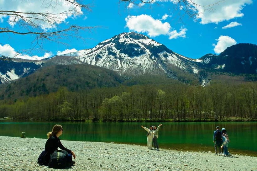 Kamikochi & Matsumoto Castle: Nature & Heritage Day Tour - Visiting Matsumoto Castle