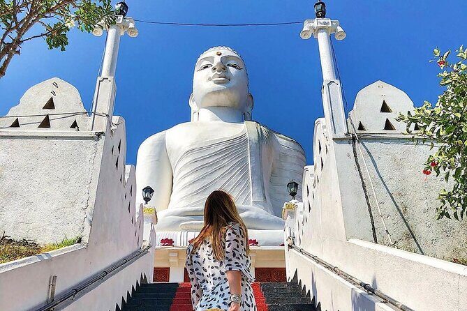 Kandy City Sightseeing and Ambuluwawa Tower by Tuk Tuk Tour - Exploring the Itinerary in Depth