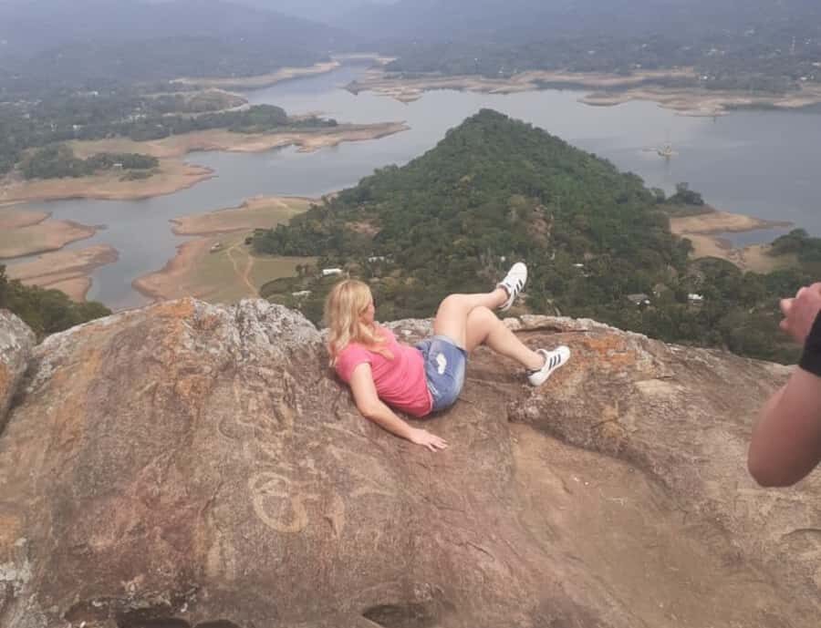 Kandy: Pettigala Hike, Waterfalls & Massage by Tuk Tuk - Assessing the Value