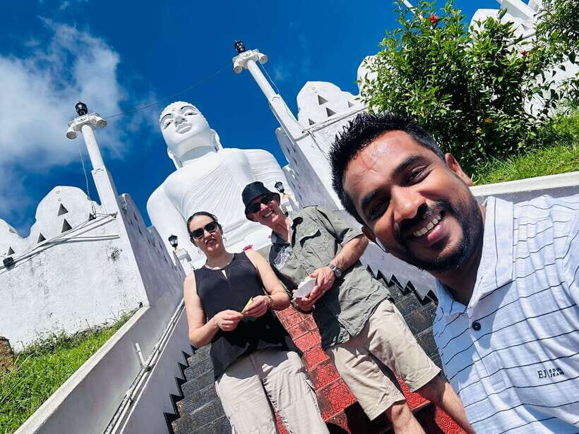 Kandy: Private Guided City Tour with Local Guide by Tuk Tuk - FAQs