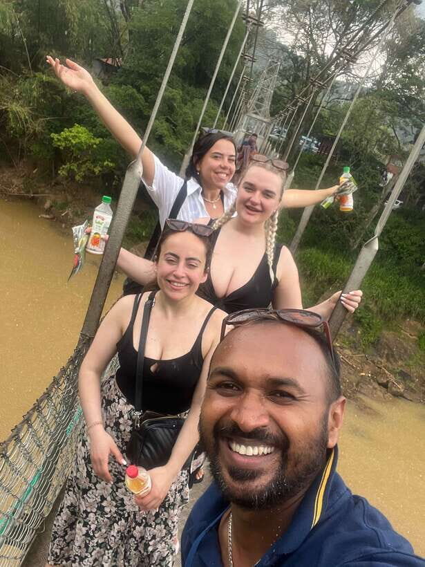 Kandy: Private Guided Tour of the City by Tuk-Tuk - What Makes This Tour a Great Choice?